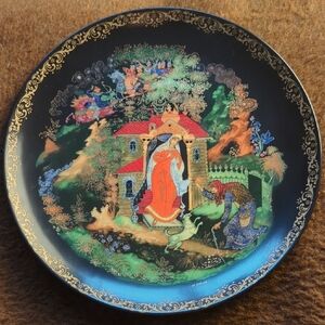 Russian Legends The Princess And The Seven Bogatyrs Collector Plate